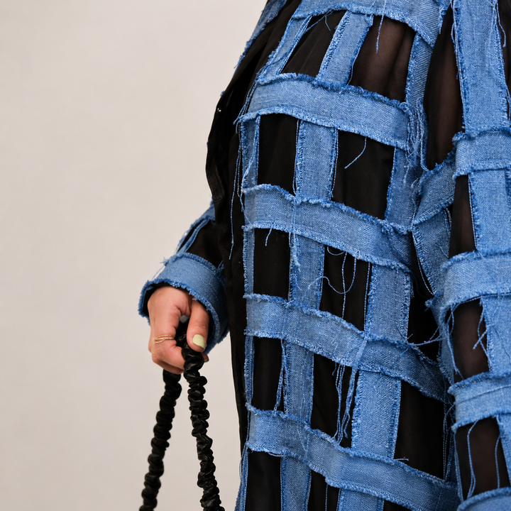EFAAR Gridwork Abaya
