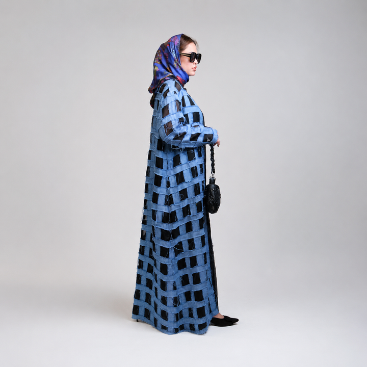 EFAAR Gridwork Abaya