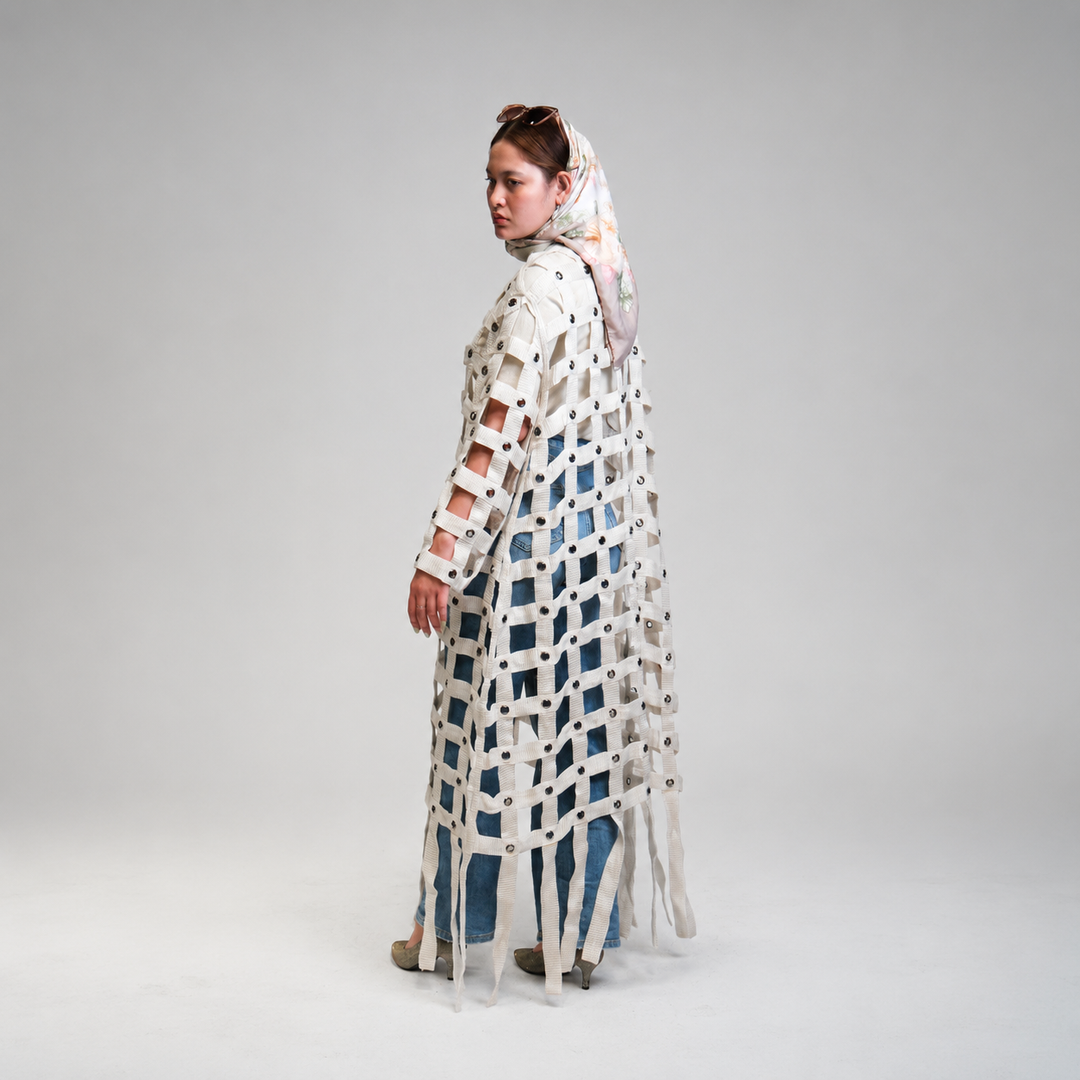 EFAAR Eyelets Lattice Abaya