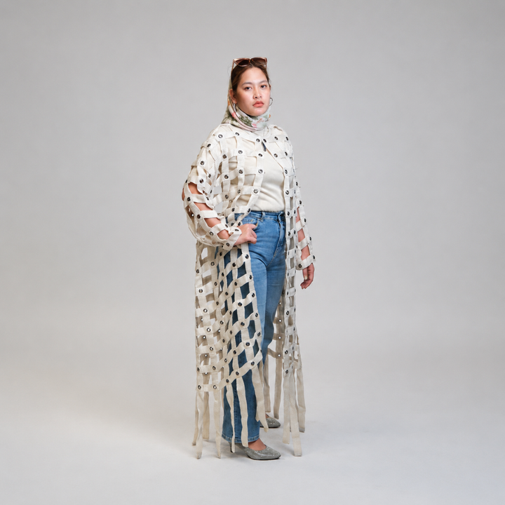EFAAR Eyelets Lattice Abaya
