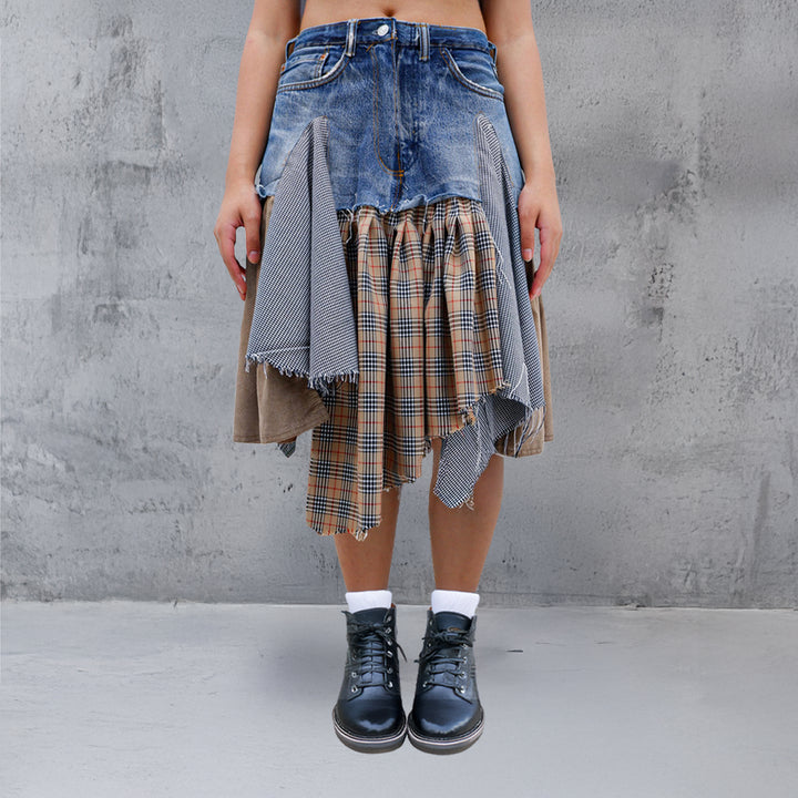 Ladies Denim Checkered Ruffled Skirt